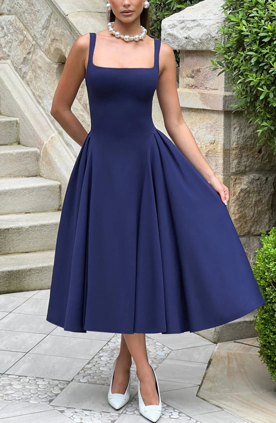 Pavlina Midi Dress in Maroon
