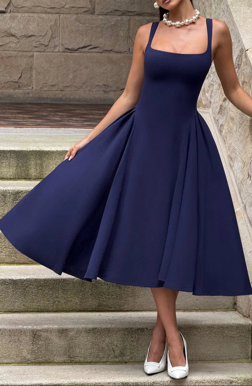 Pavlina Midi Dress in Maroon